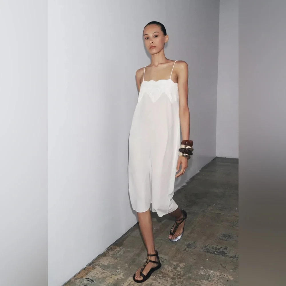 Zara White Lace Midi Dress - Picture 2 of 4